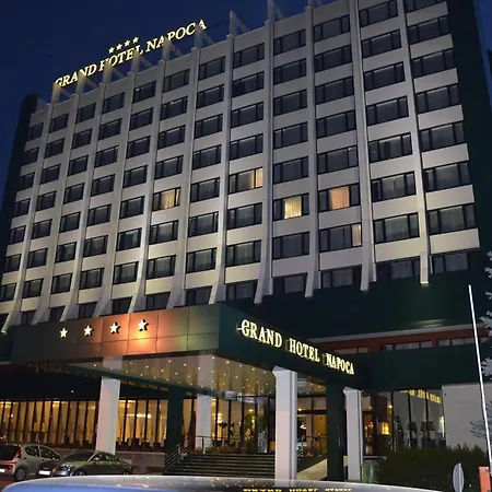 호텔 Grand Napoca 4*