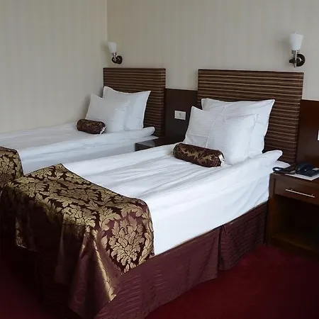 Готель Grand Napoca Клуж-Напока