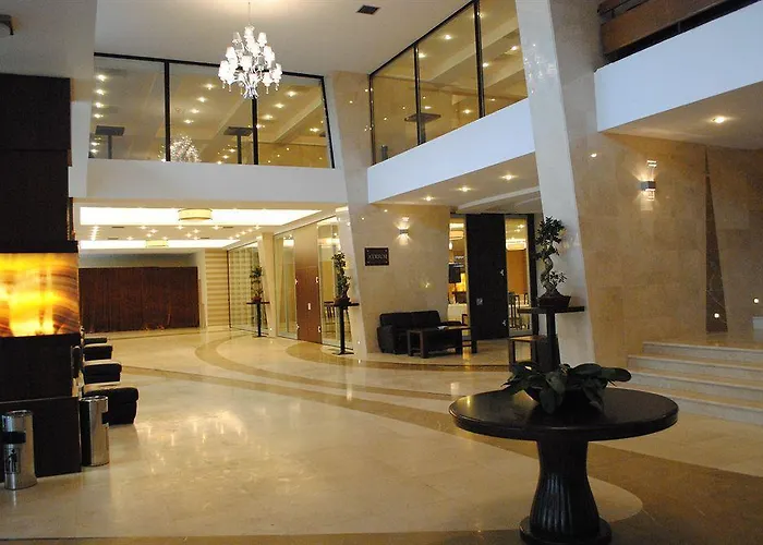 ホテル Grand Napoca 4*